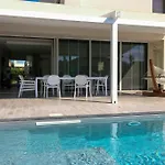 Modern With Views Of Ortigia Συρακούσες