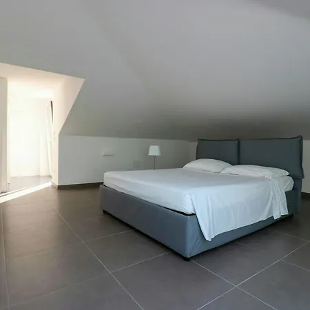 Modern With Views Of Ortigia Tatil Evi