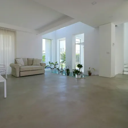 Modern With Views Of Ortigia Συρακούσες